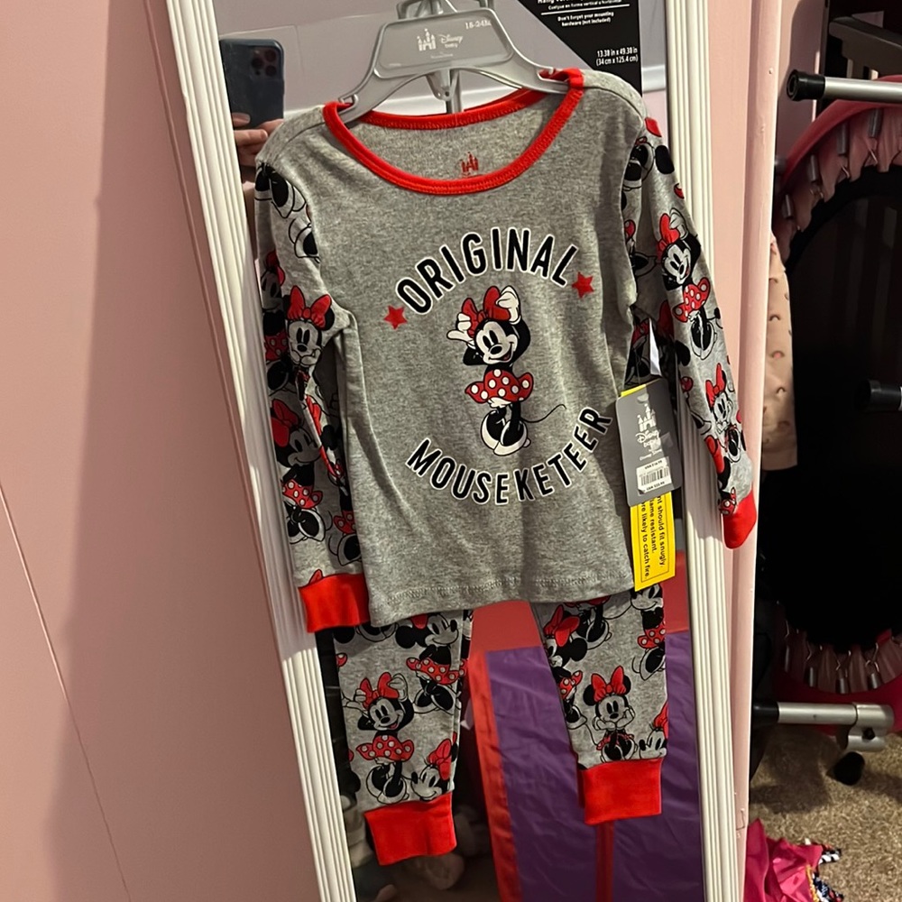 Brand new!!!Mini Mouse pj set size 18-24M